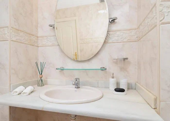 Fee4me: First Line Luxury Arrecife (Lanzarote)