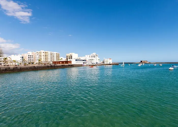 Fee4me: First Line Luxury * Arrecife (Lanzarote)