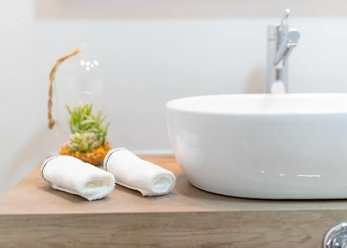 Fee4me: First Line Luxury Apartamento *