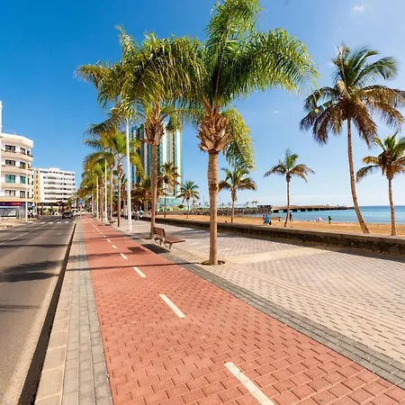 Fee4me: First Line Luxury Appartement Arrecife (Lanzarote)